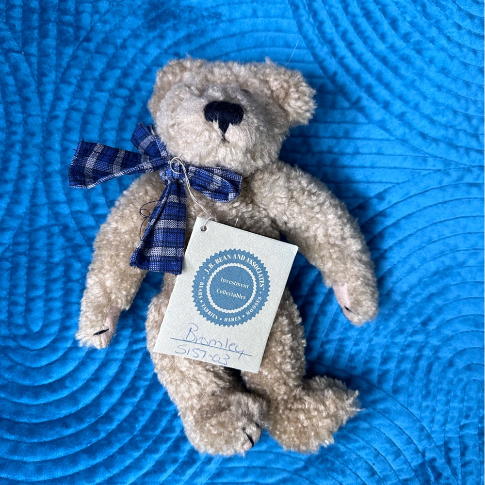 Boyds Bears Bromley with Blue Bow